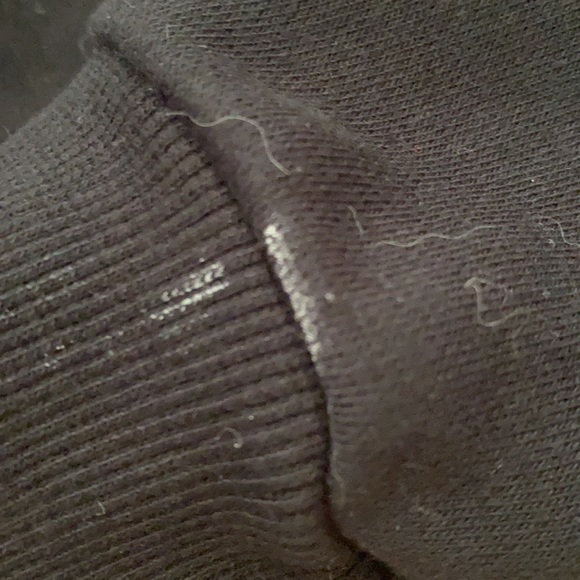 Cropped Sweatshirt - Picture 7 of 7